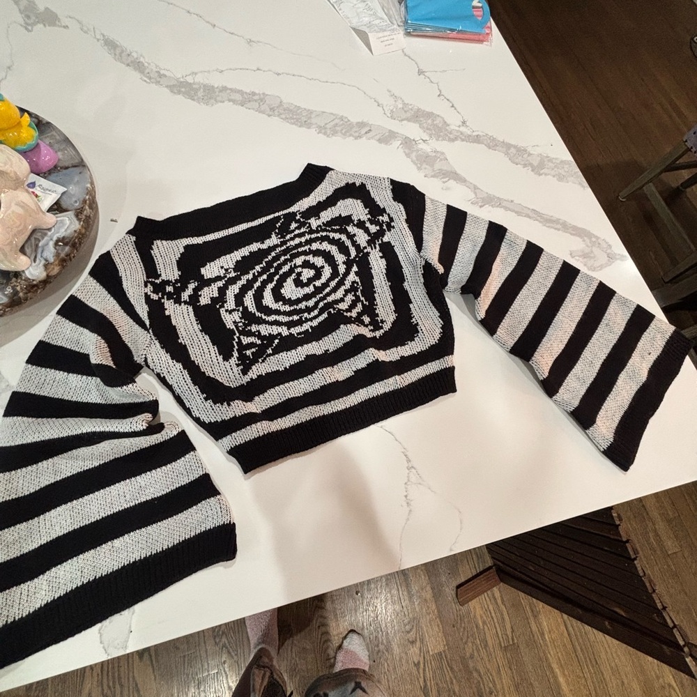 Black & White Striped Cropped Sweater with Spiral Back